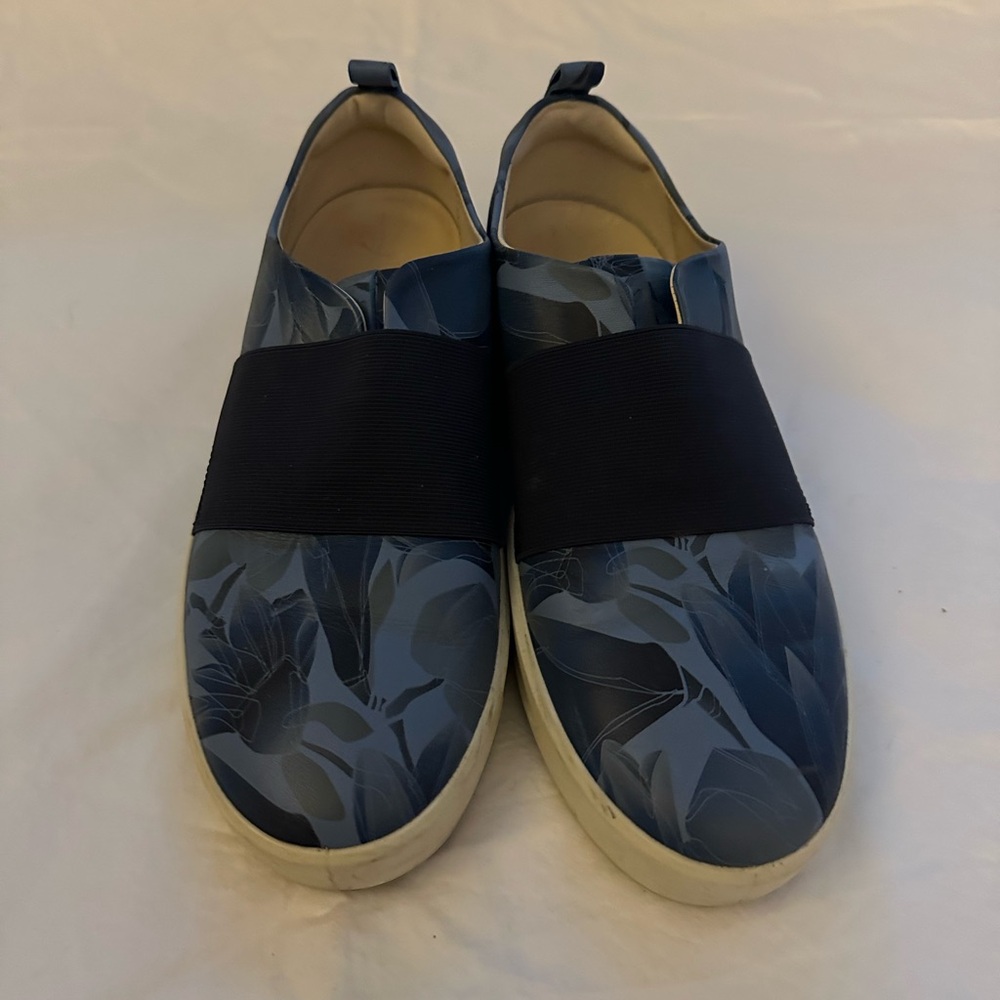 Ecco blue leather shoes